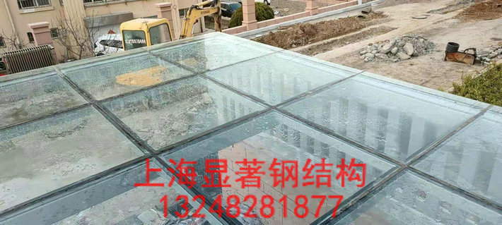 鋼結(jié)構(gòu)玻璃雨棚