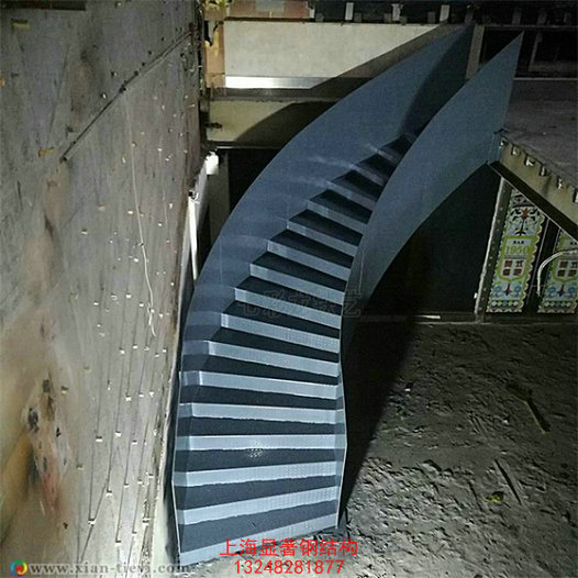 鋼結構樓梯