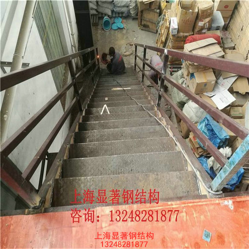 鋼結(jié)構(gòu)樓梯