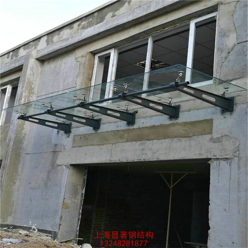 鋼結(jié)構(gòu)玻璃雨棚