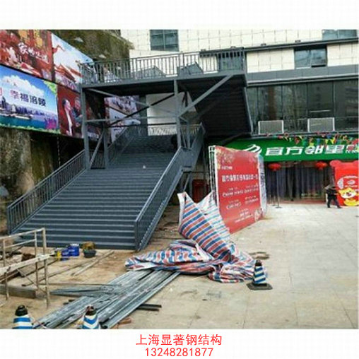 鋼結(jié)構(gòu)樓梯